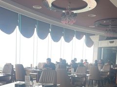 -荣誉国际酒店-云顶旋转餐厅