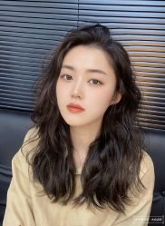 -十六番发型师事务所