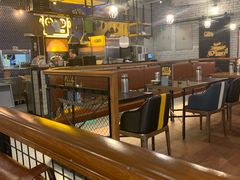 大堂-机器人火炉披萨