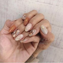 -摩睫+皮肤管理·科学美容中心