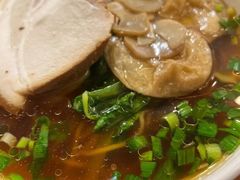 -三两春肚肺汤(崂山路店)