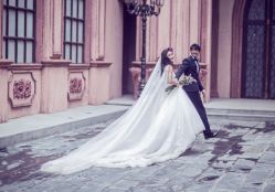 欧美时尚-巴黎婚纱摄影工作室