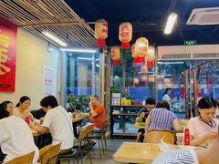 -丽丽三鲜螺蛳粉(田林路店)