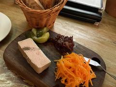 -羽深肉铺 Steak & Wine
