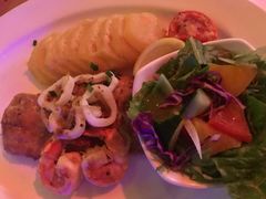 -Bamboo Bar & Grill Restaurant