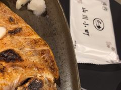 -山川小町·极番烧肉(新地假日广场店)