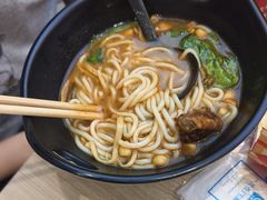 -桂在香知桂林米粉(红博中央公园店)