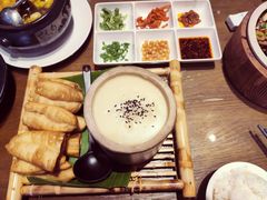 稀豆粉油条-福照楼汽锅鸡·云南菜(护国路店)