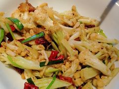 -湘阁里辣(南岭购物广场店)