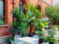 -潮一不贰·法式甜品·生日蛋糕·西式简餐(外滩店)