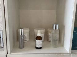 -JNK皮肤管理中心