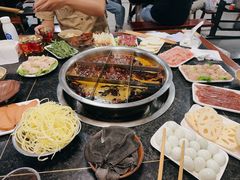 -邓莽子老火锅(中兴路总店)