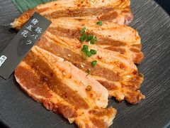 -山川小町·极番烧肉(新地假日广场店)