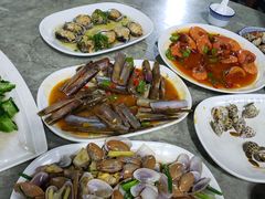 -四川小胡子海鲜(丁村万人海鲜广场店)