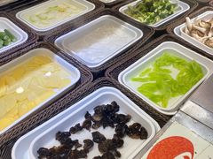 -尚品海鲜肥牛自助火锅(湖明店)