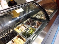 -汇吃汇喝美食街(上海建发浦悦荟广场店)