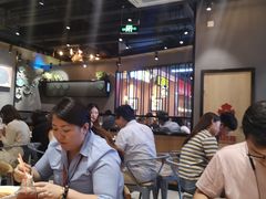 大堂-渝是乎川渝小炒(新世界百货望京店)