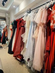 -红馆妆造(中央大街店)