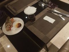 -大中华希尔顿酒店-念自助餐·嗨啤·小龙虾