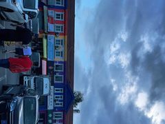 -上海龙吴水胜海发市场