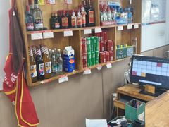-湖南人家湘菜馆(镇江路店)