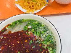 -德元兰州纯汤牛肉面(深圳首店)