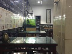 -牛一嘴·兰州牛肉面·大盘鸡(财富中心店)