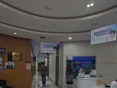 -雅悦齿科(顾村公园店)