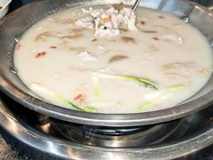 -老来福·非遗酸汤兔(凯旋路店)