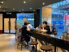 用餐区-星巴克(上海南站店)