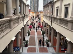 -佛罗伦萨小镇广佛名品奥特莱斯(疏港路店)