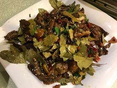 -唐师傅湘西名菜馆(武陵路店)