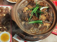 -阿润打边炉·鲜切鸡煲(华漕店)
