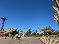 -七彩云南欢乐世界