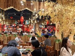 -老滇山寨•云南特色菜•地方菜•民族风情歌舞表演(金碧店)