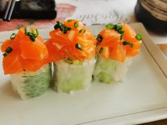 三文鱼脆虾彩虹卷-Sushi Love 创意寿司(丽影广场店)