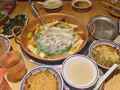 -洱火云南酸菜牛肉火锅(石景山当代商城店)