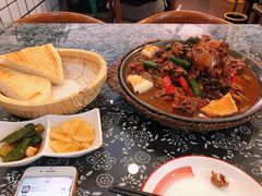 -八两八金·莱芜特色炒鸡(市南漳浦路店)