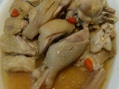 隔水蒸鸡（文昌鸡）-至潮餐厅精致粤菜·活鲈鱼·走地鸡(珠江新城店)