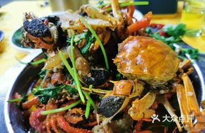 Garlic Shrimp and Crab Delight