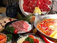 -湊湊火锅·茶憩(南京东路悦荟店)