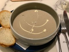 牛肝菌蘑菇汤-酒池星座(深圳湾后海汇店)