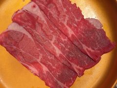 -牛YO寿喜烧·铁板烧和牛火锅自助(市府恒隆店)