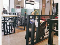 大堂-康师傅私房牛肉面(马泉营奥莱店)
