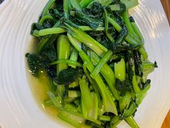 -山楂树融合菜餐厅