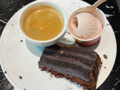 -淡尾·海鲜自助概念餐厅(虹桥南丰城店)