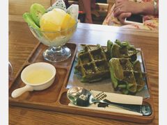 -猫的天空之城概念书店(杭州南宋御街店)