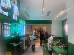 -费大厨辣椒炒肉(太平老街店)