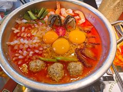 -小小集渔·泰式大排档(太古里香槟店)