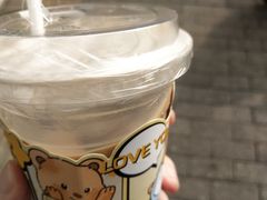 燕麦拿铁-YOLO COFFEE悠乐咖啡